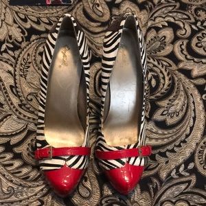 Zebra heels
